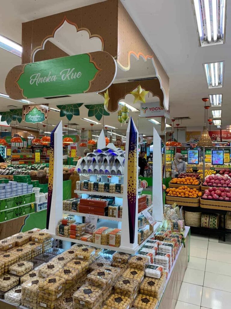 In store Branding Minimarket Promo Ramadan