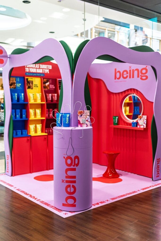 Jasa Pembuatan Booth Event Berkualitas & Siap Pakai - Contoh Booth event by Pinterest