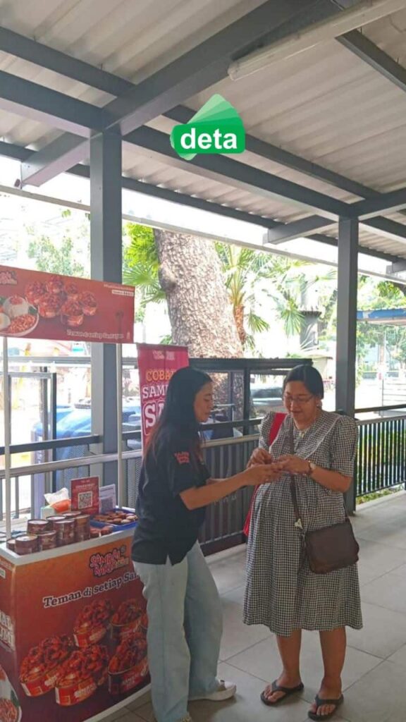4-jasa event activation untuk sambal bakar indonesia by deta di booth portable - event desk