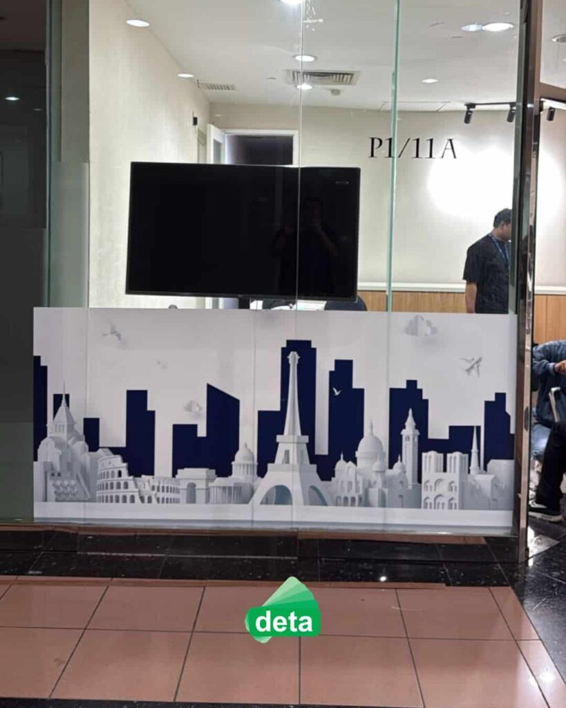 sticker kaca sandblast atau frosted kantor aladin travel by deta - siluet kota landmark dunia kaca kantor