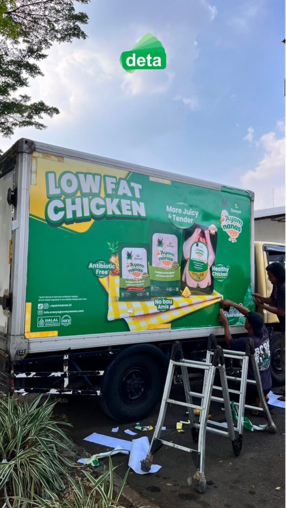 jasa car branding by deta - sreeya armada branding ayam nanas pemasangan di bogor